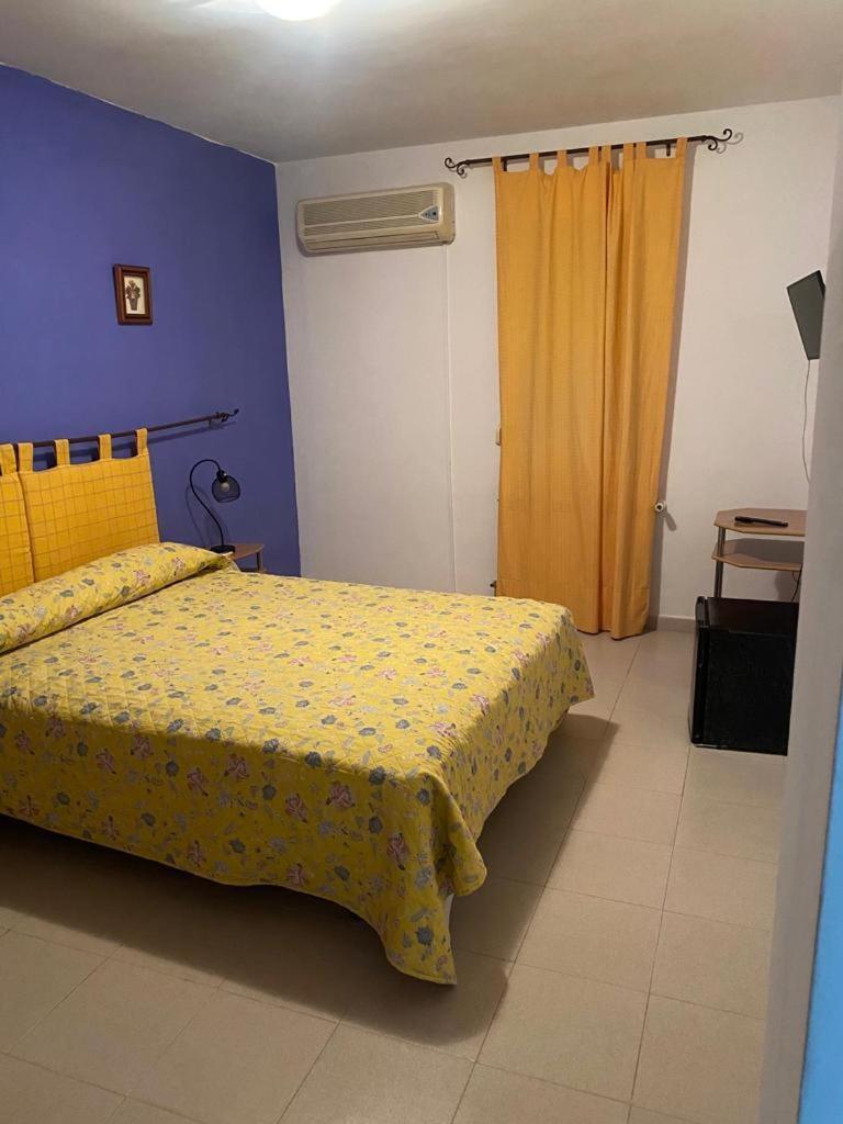 Hostal Y Apartamentos La Vereda Ruidera Kültér fotó