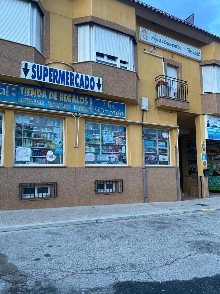 Hostal Y Apartamentos La Vereda Ruidera Kültér fotó
